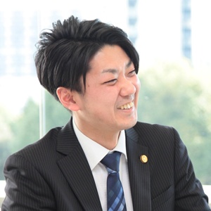 担当弁護士:アトム法律事務所福岡支部